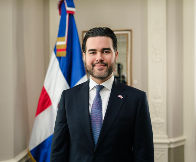 carlos espaillat ministro consejero uk embassy